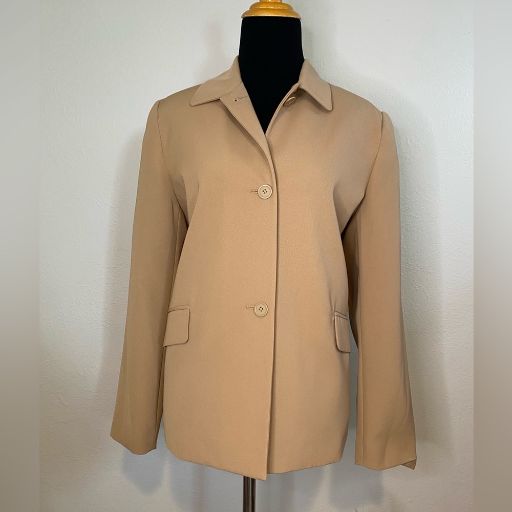Villager Classic Tan Blazer Size 12P - Picture 3 of 8
